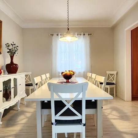 Altus Near Ericeira With Swimming Pool, Jacuzzi And 2 Games