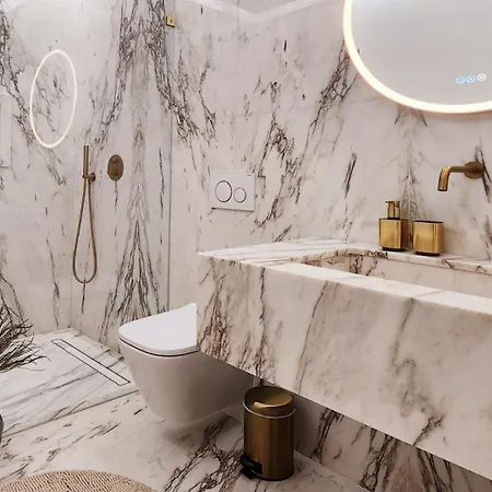 Villa Altus Near Ericeira With Swimming Pool, Jacuzzi And 2 Games Cambaia