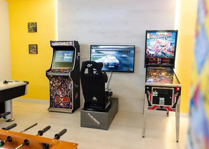 Altus Near Ericeira With Swimming Pool, Jacuzzi And 2 Games *