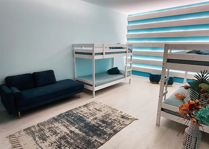 Altus Near Ericeira With Swimming Pool, Jacuzzi And 2 Games *