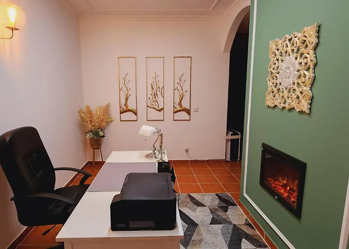 Altus Near Ericeira With Swimming Pool, Jacuzzi And 2 Games Villa Cambaia