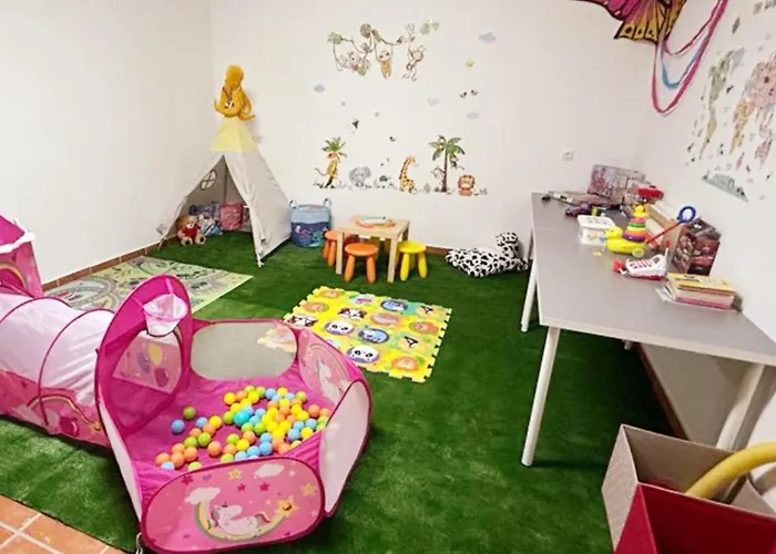 Altus Near Ericeira With Swimming Pool, Jacuzzi And 2 Games *